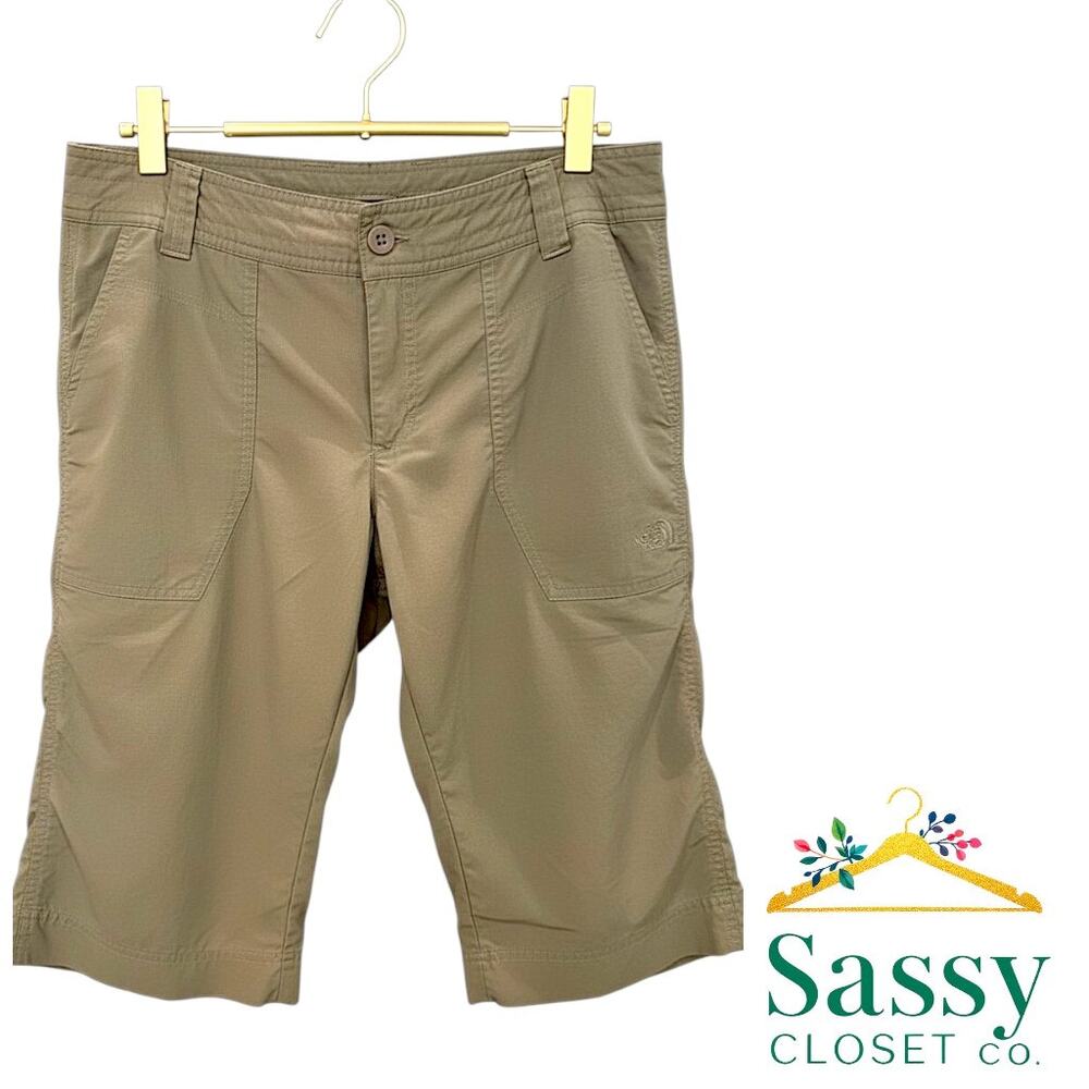 ✨ THE NORTH FACE Olive Green Hiking Shorts 12 Nylon 9" Inseam Bermuda EUC 🌲